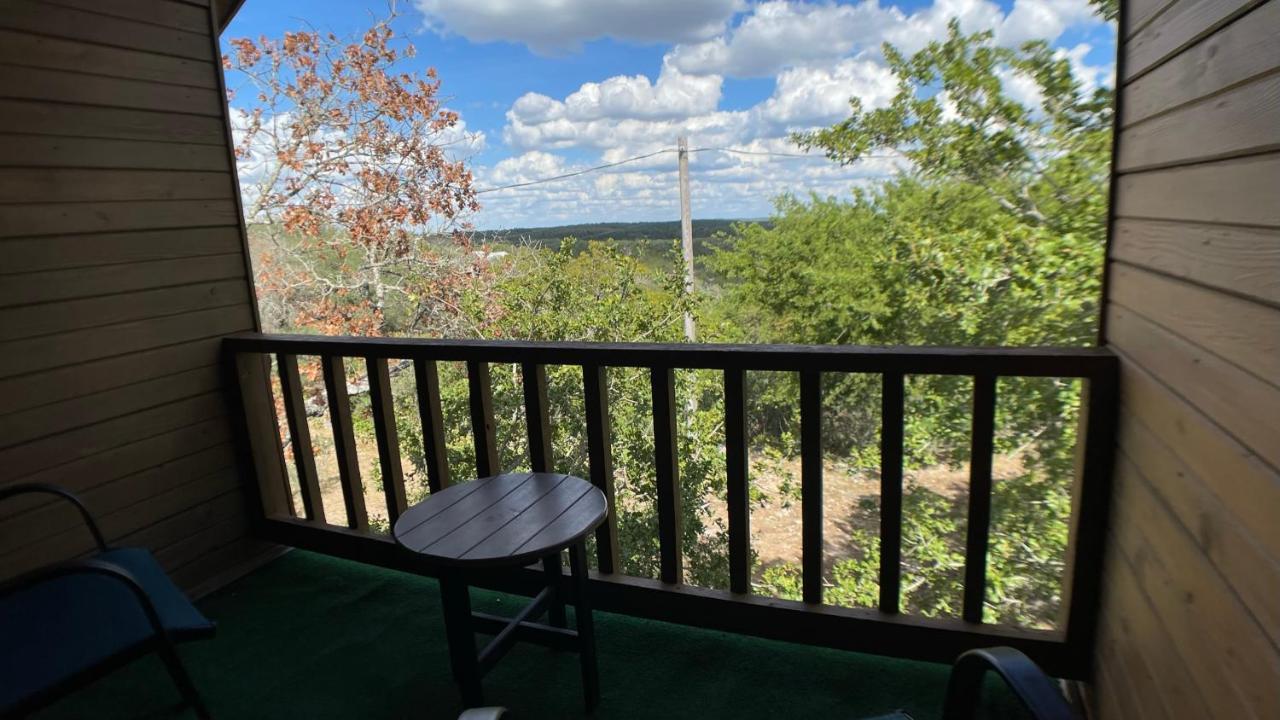 Walnut Canyon Cabins Fredericksburg Zewnętrze zdjęcie